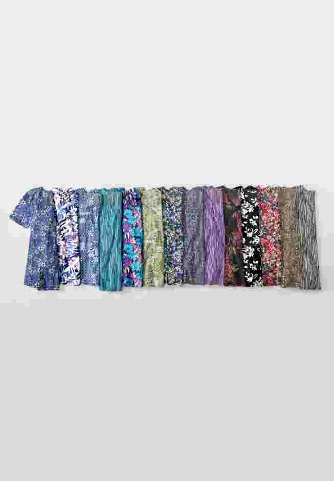 Easy Fit Short Sleeve V-Neck Tunic image number 3
