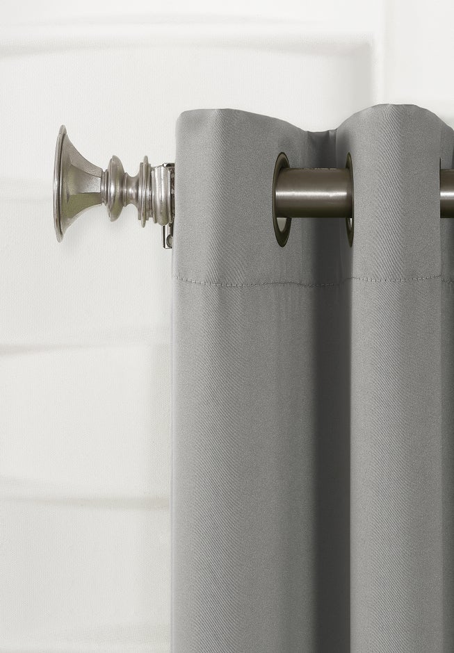 Sun Zero Blackout Greenwich Grommet Panel image number 2