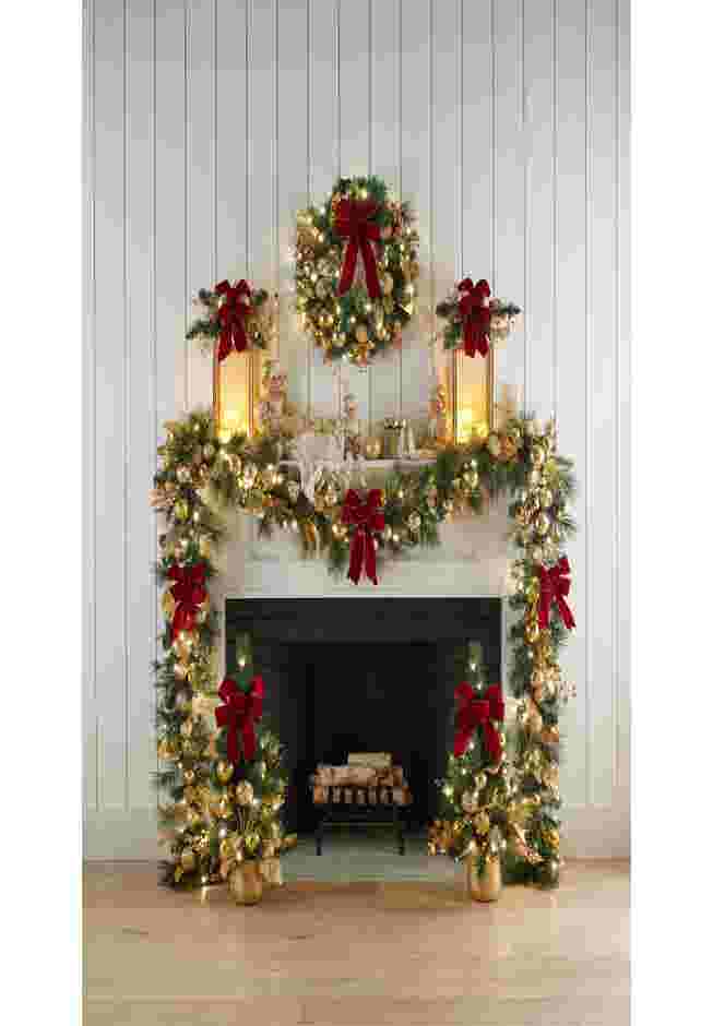 PRE-LIT REGAL 24" Wreath image number 1