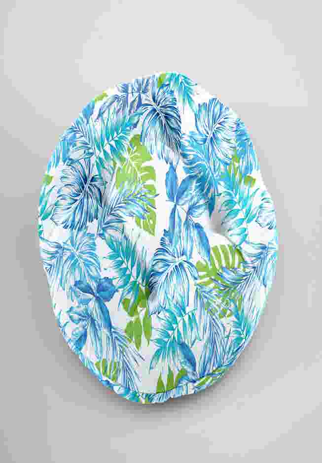 BH Outdoor Performance Tufted Round Chair cushion image number 0