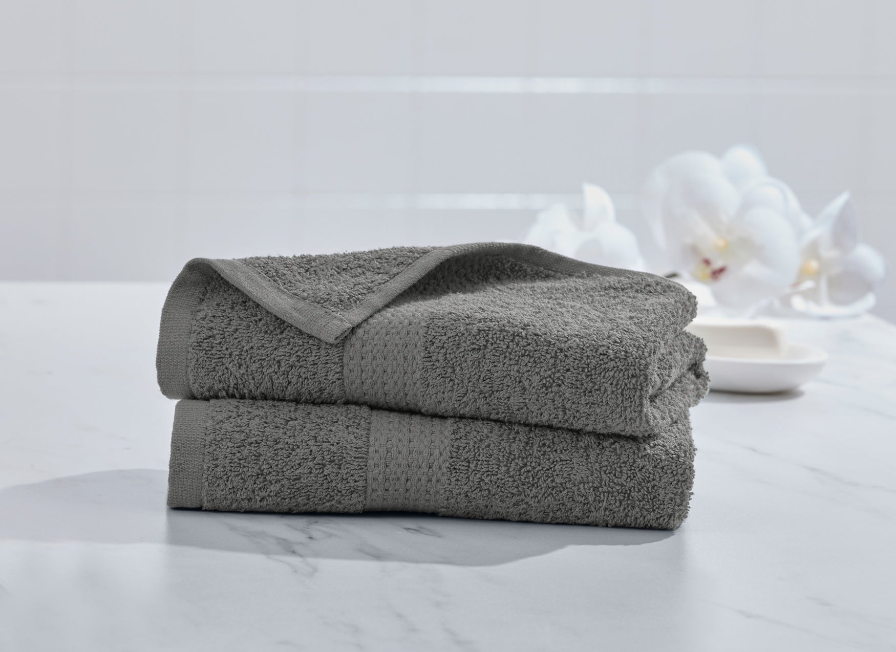 BH Studio 2-Pc. Hand Towel Set image number 0