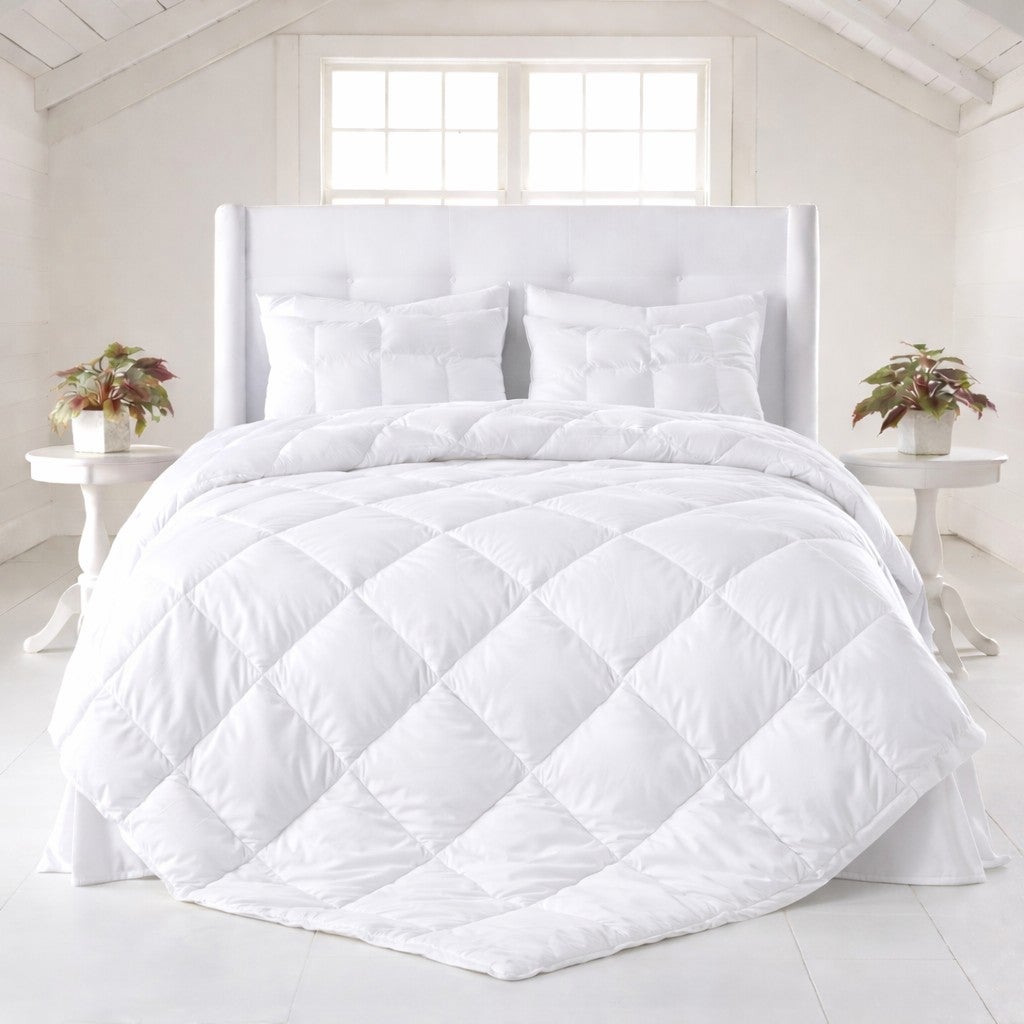 200 Thread Count Cotton Puff Comforter image number 2