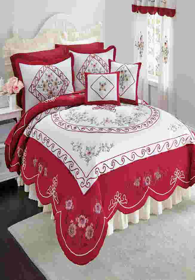 Ava Oversized Embroidered Cotton Quilt image number 0