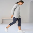 Cotton Spandex Capri Length Leggings image number null