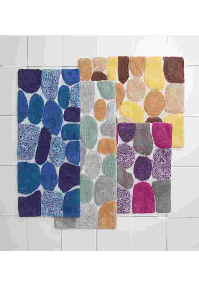 Pebbles Bath Mat image number 1