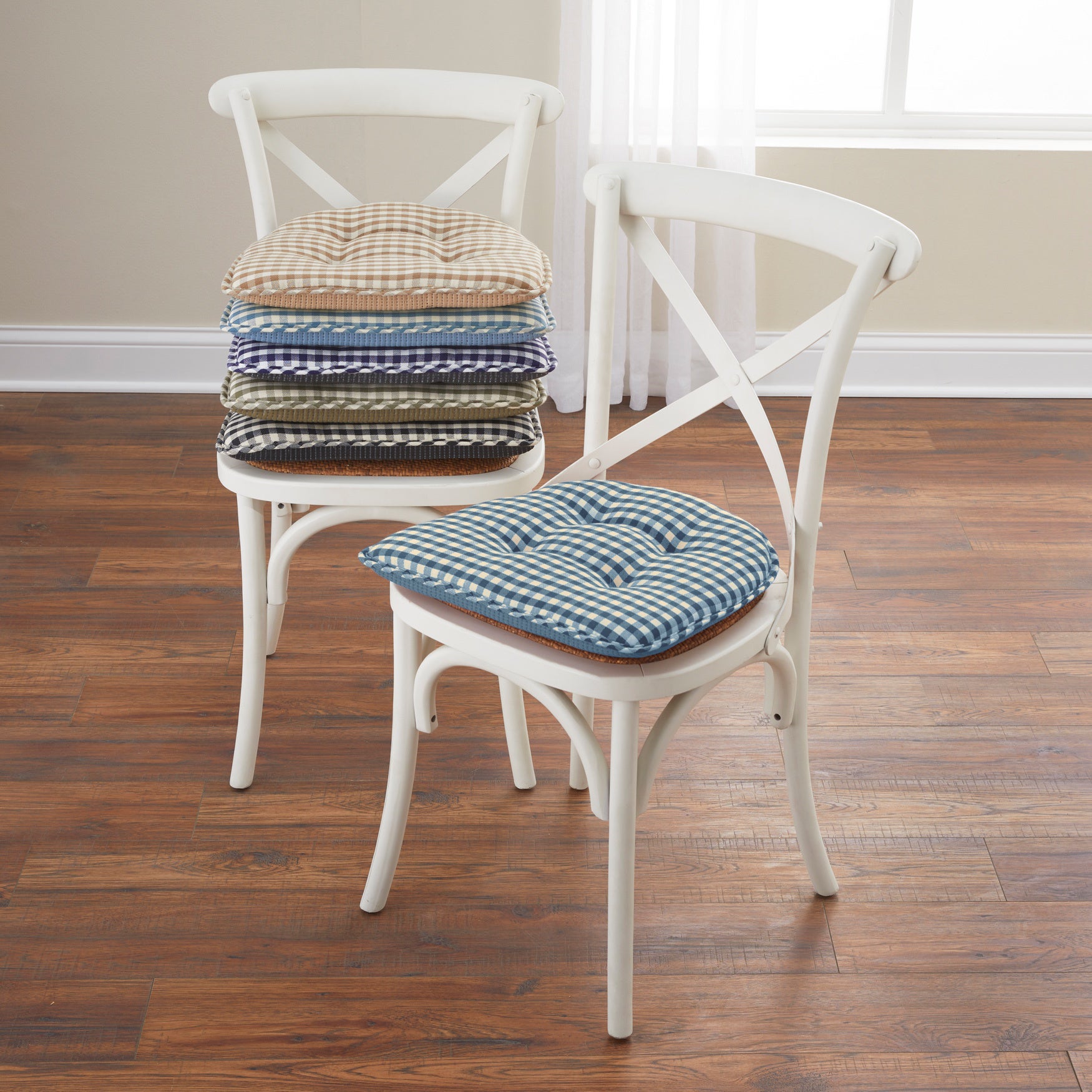 Gingham Gripper® Chair Cushion image number 1