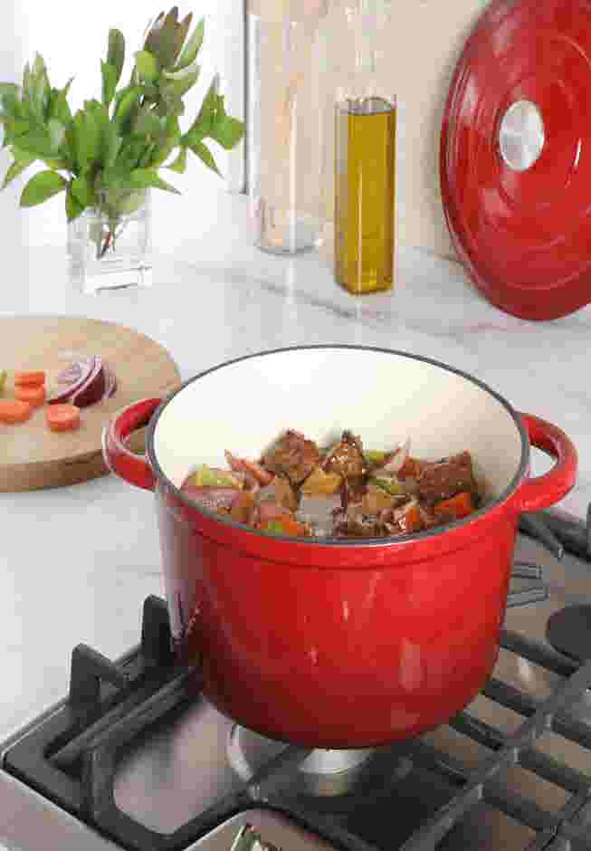 5 Qt. Enamel Cast Iron Dutch Oven image number 0
