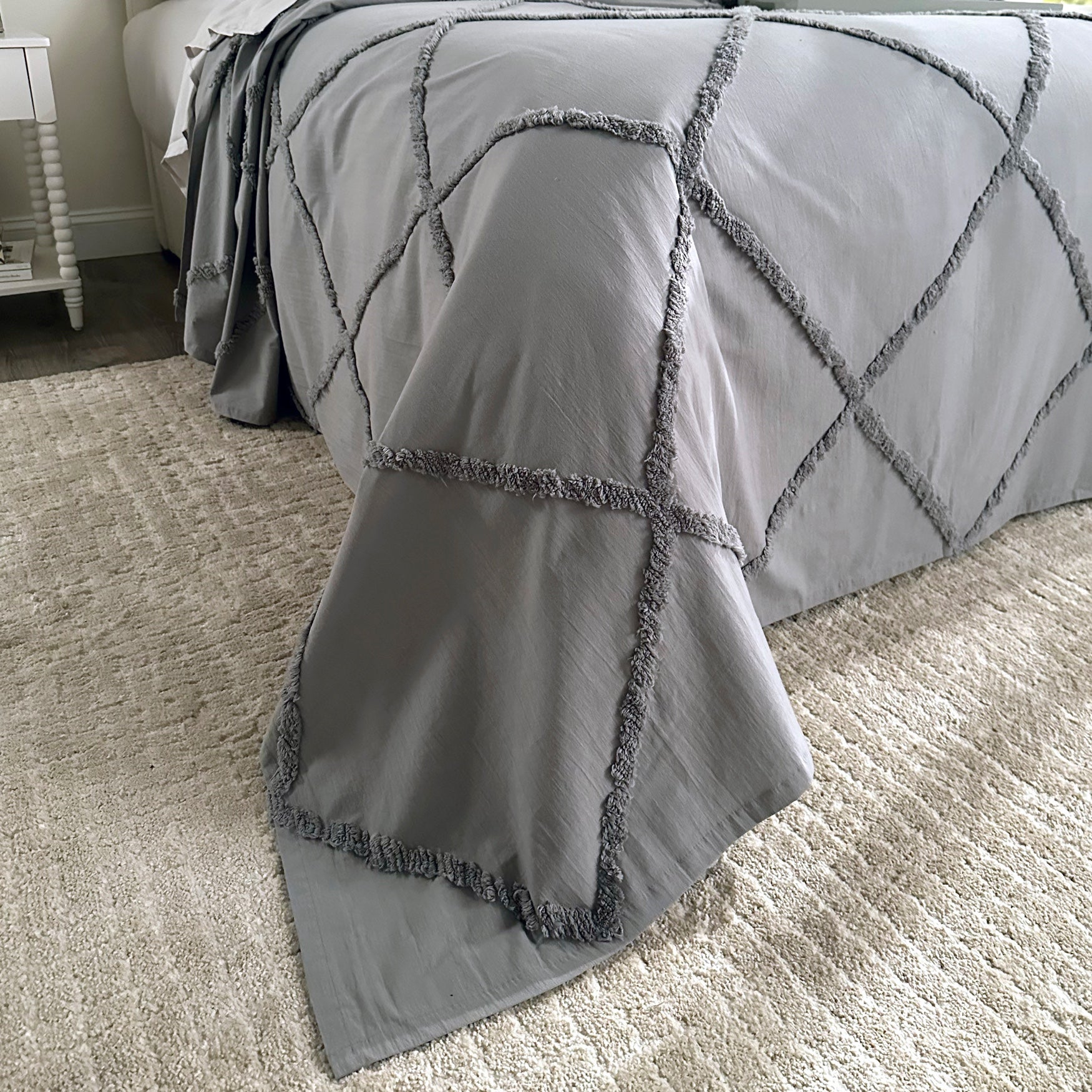 Eva Chenille Bedspread Set  image number 4