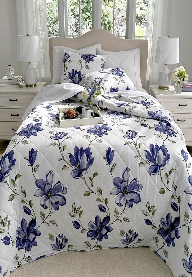 Natalie Bedspread Set image number 2