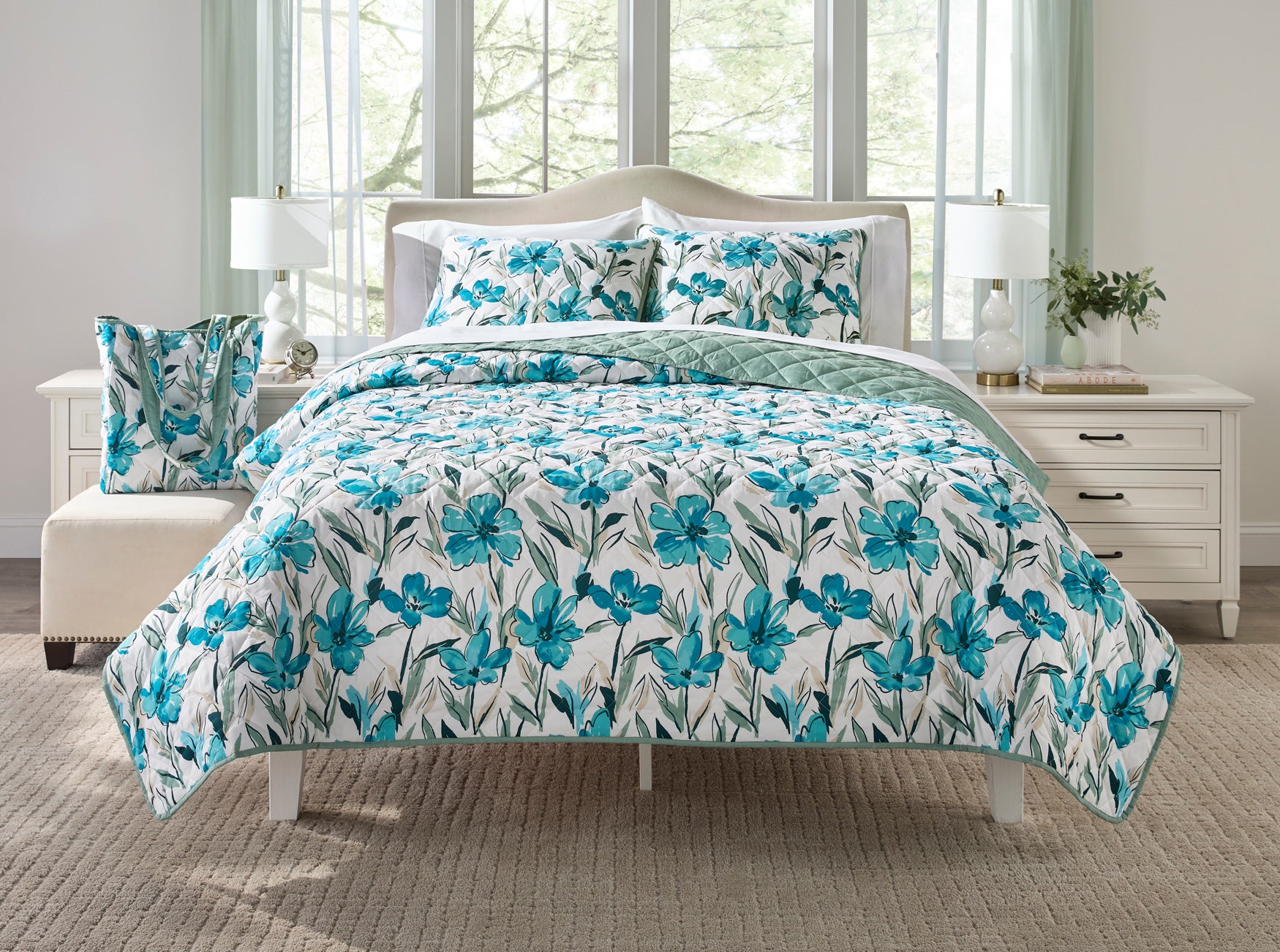  3-Pc. Quilt Set with Free Tote image number 1