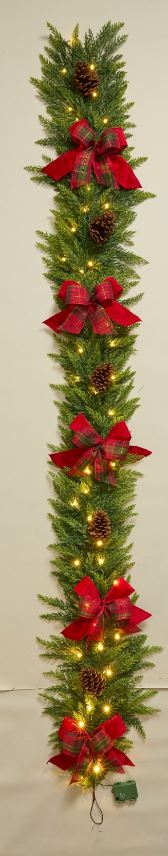 Double the Cheer Pre-lit Garland, Set of 2 image number 4