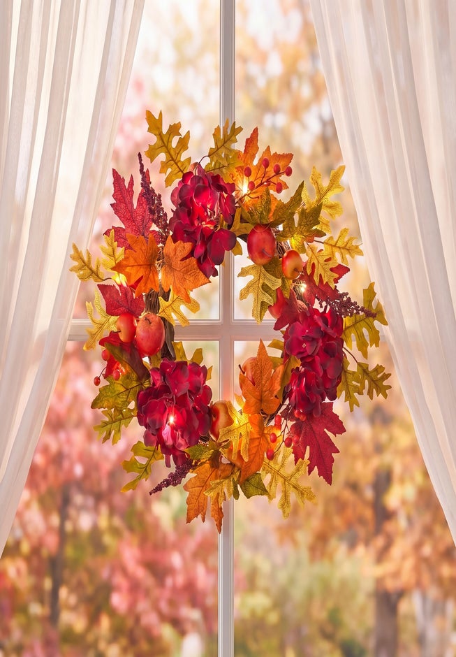 20" Pre-Lit Harvest Apple Wreath image number 2