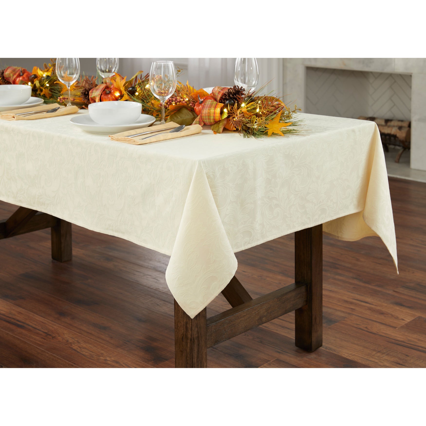 Danube Linen Look Rectangular Tablecloth ~ 60 x 120 ~ White **NEW** 