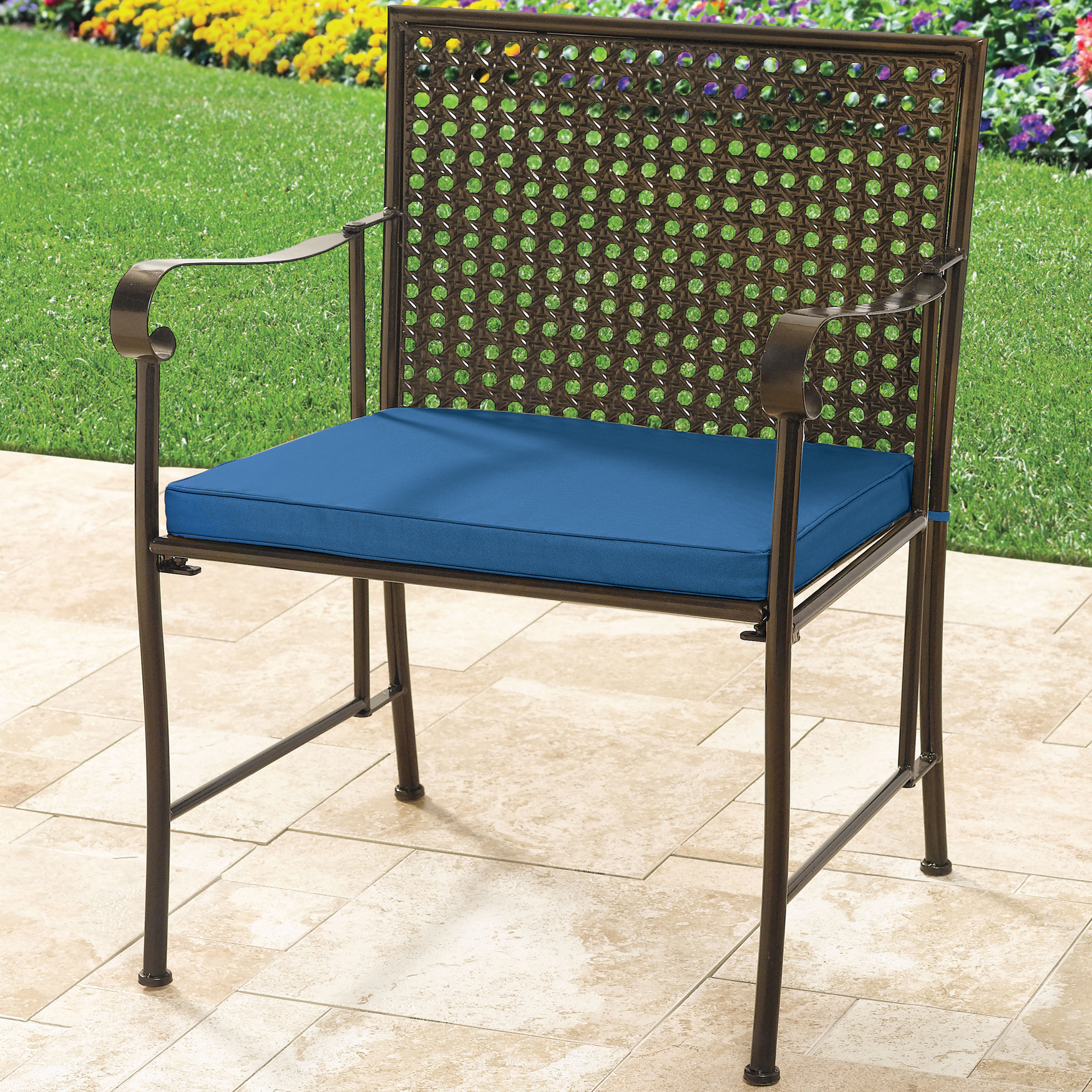 Oversized Metal Folding Chair with Cushion, 