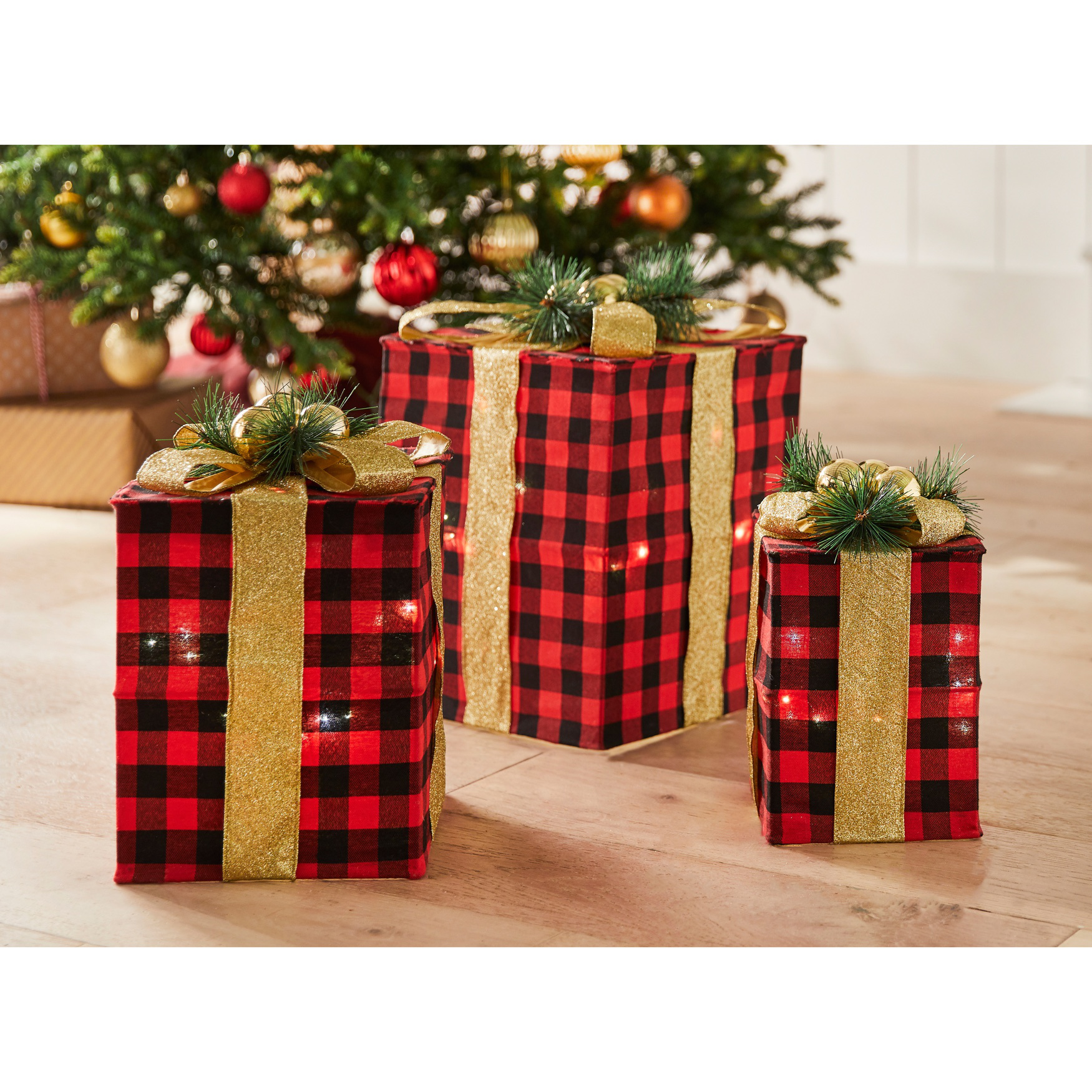 Pre-Lit Gift Boxes, Set of 3, PLAID