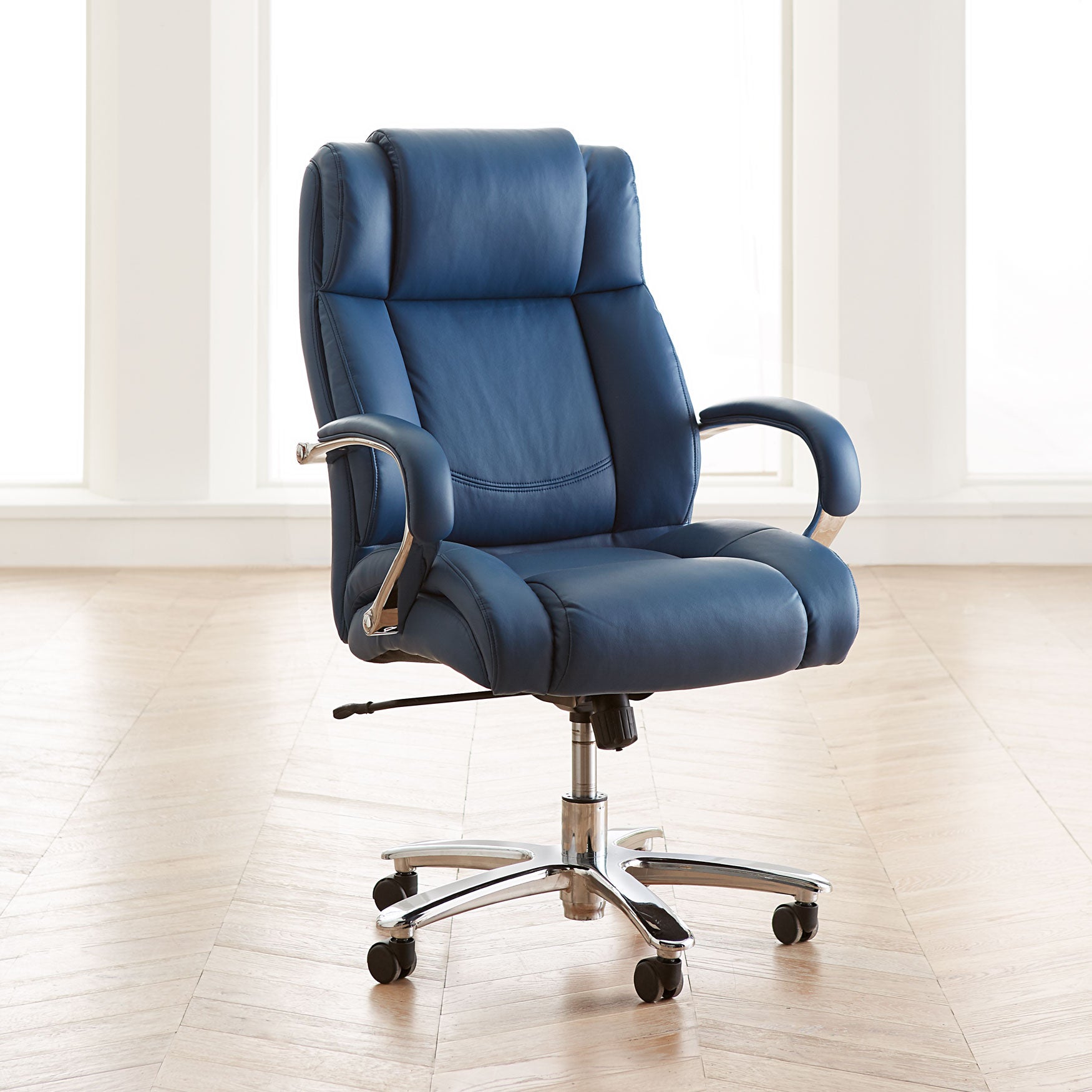 Wide desk chair clearance