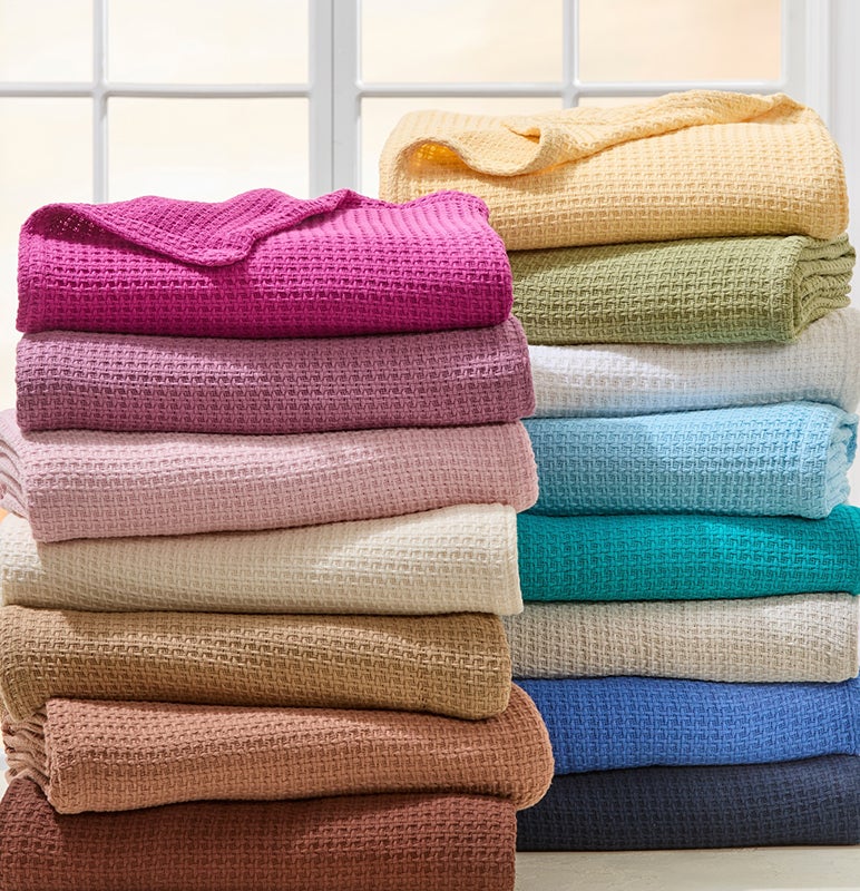Bedding Ships Free on Orders of $99+
